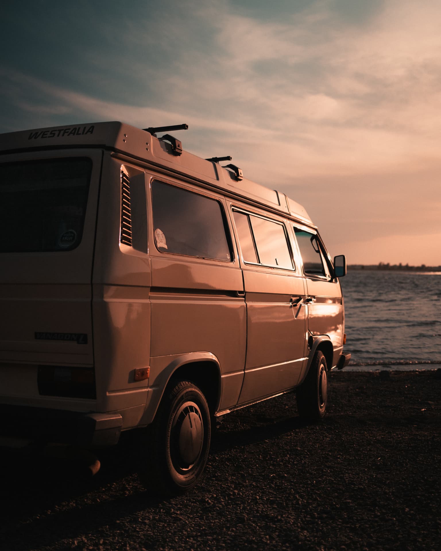 Le Westfalia du clip Le rendez-vous au bord de l'eau